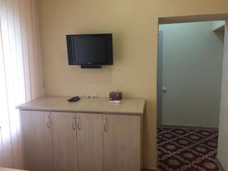 Отель Apart Hotel Armenia Ереван Двухместный номер с 1 кроватью или 2 отдельными кроватями-4